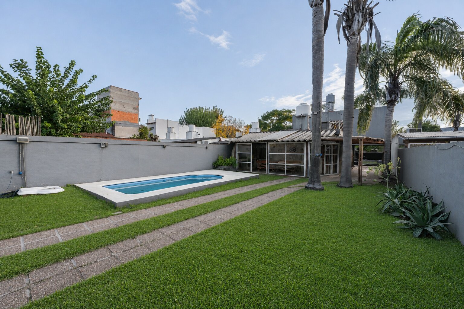 Casa | 4 ambientes | 2 plantas | Fondo Libre | Piscina | Castelar - 29