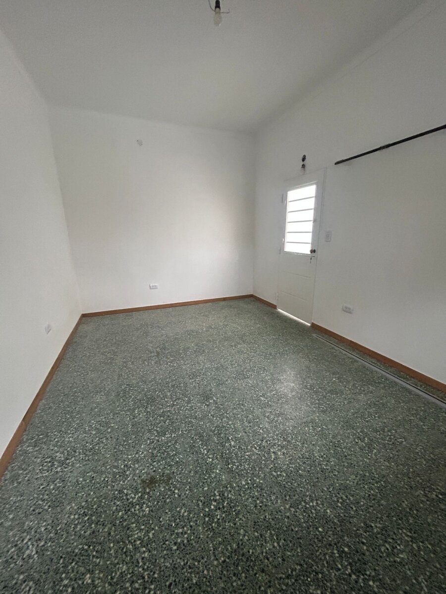 VENTA PH TIPO CASA 4 AMB-PATIO-COCHERA-MUÑIZ - 4