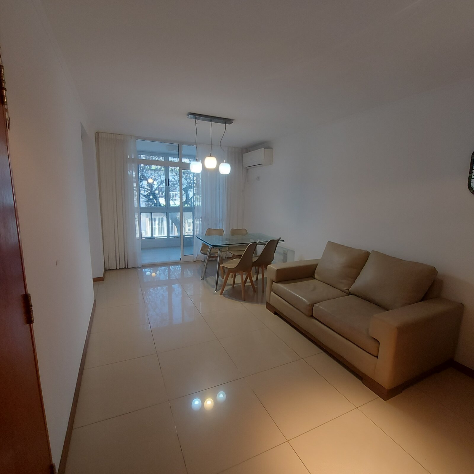 Venta departamento 2 dormitorio con patio barrio Lourdes - 3