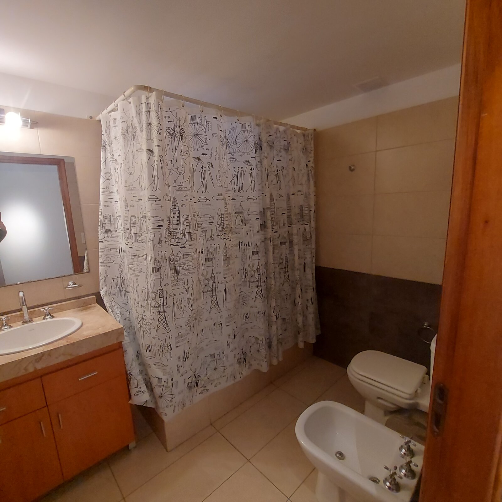 Venta departamento 2 dormitorio con patio barrio Lourdes - 14