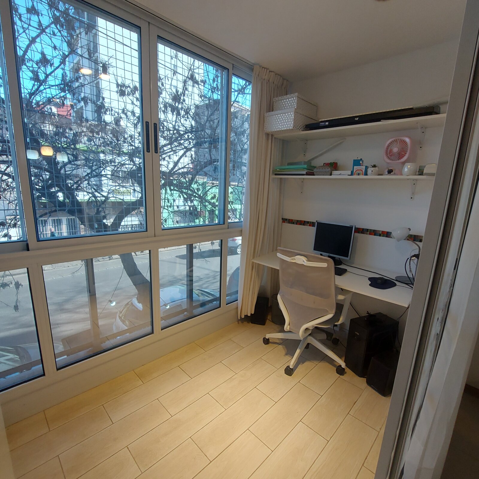Venta departamento 2 dormitorio con patio barrio Lourdes - 4