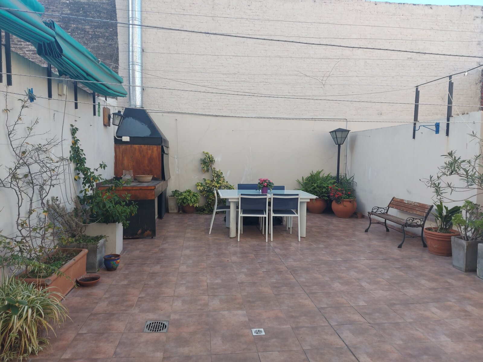 Venta departamento 2 dormitorio con patio barrio Lourdes - 27