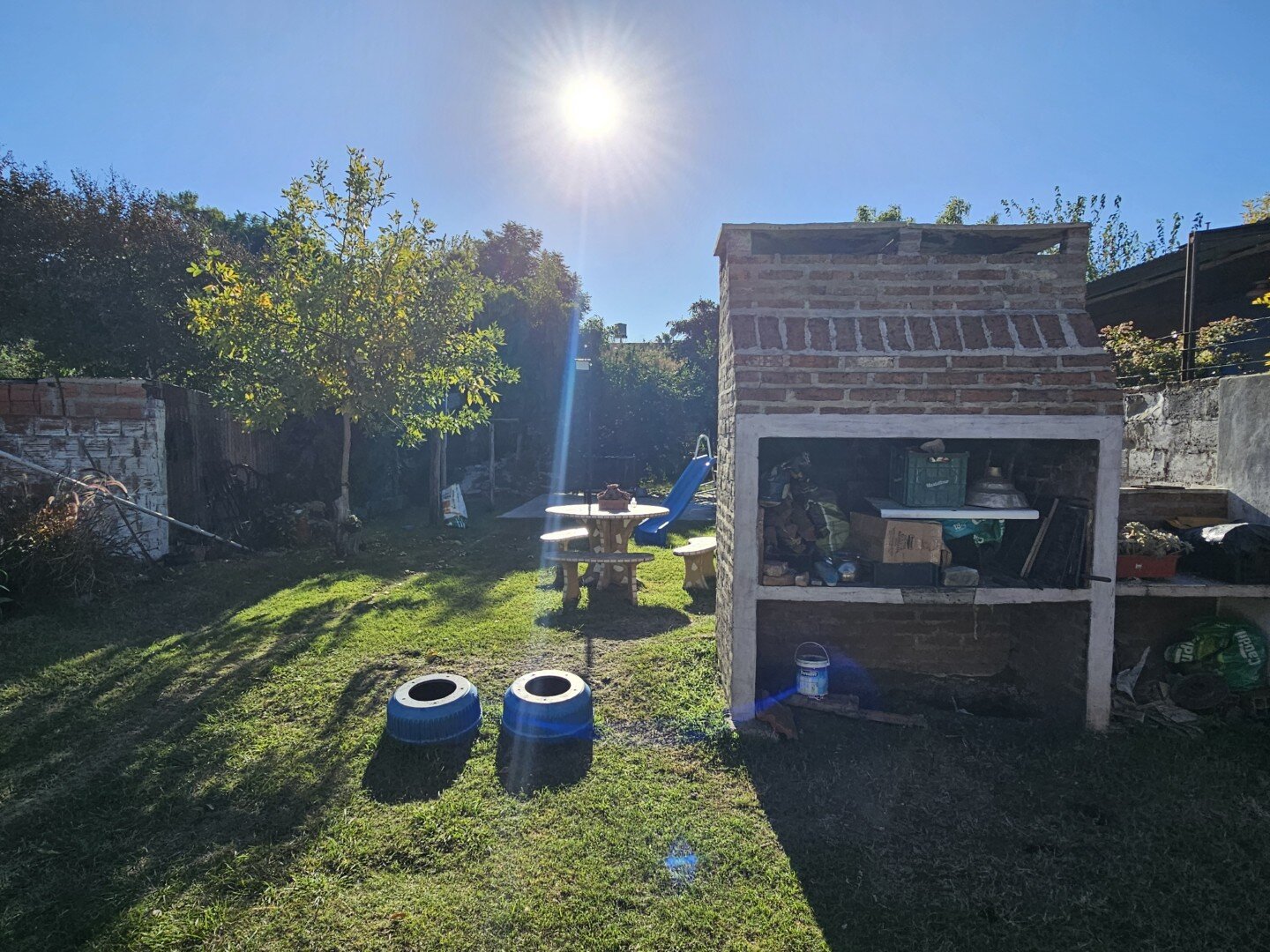 VENTA | Casa de 2 dormitorios con amplio terreno y jardín - Bartoloni 74 - 17