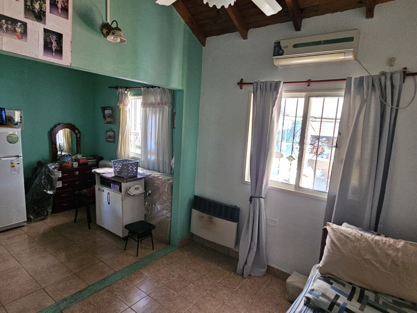 VENTA | Casa de 2 dormitorios con amplio terreno y jardín - Bartoloni 74 - 24
