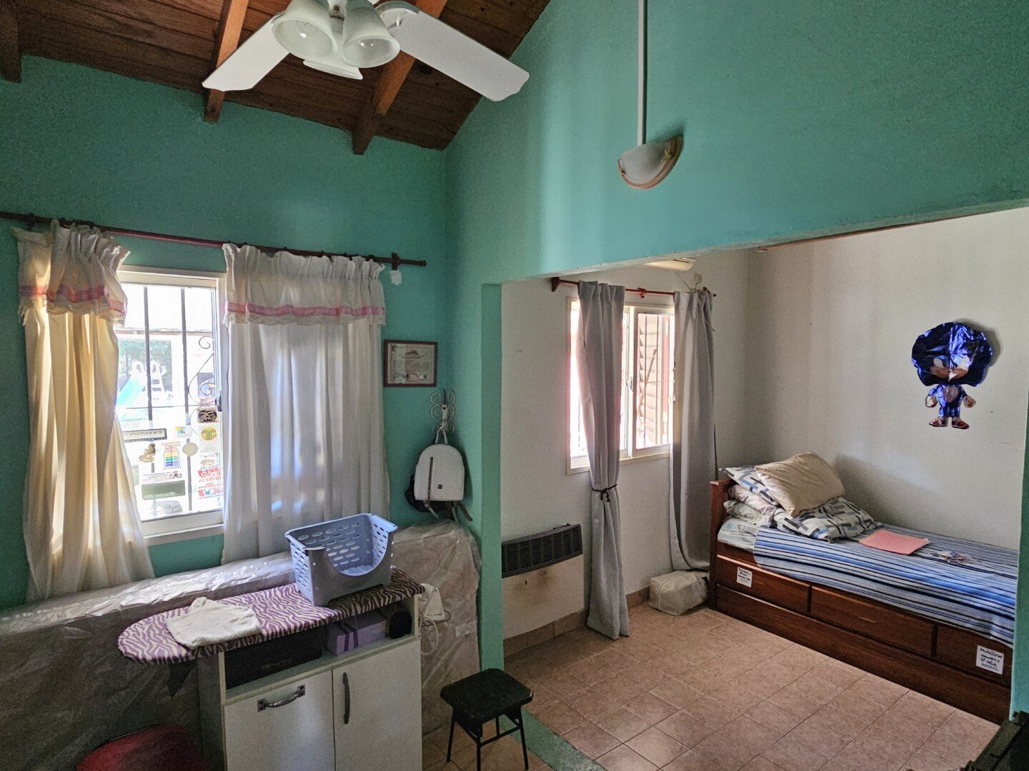 VENTA | Casa de 2 dormitorios con amplio terreno y jardín - Bartoloni 74 - 29