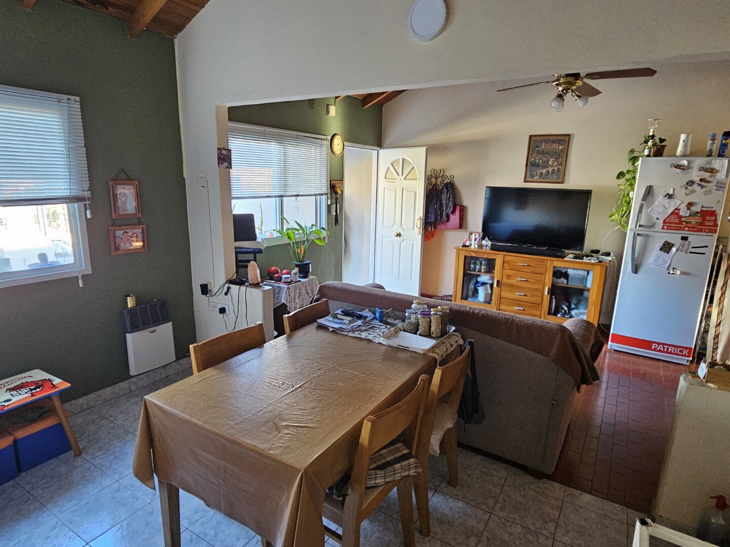 VENTA | Casa de 2 dormitorios con amplio terreno y jardín - Bartoloni 74 - 10