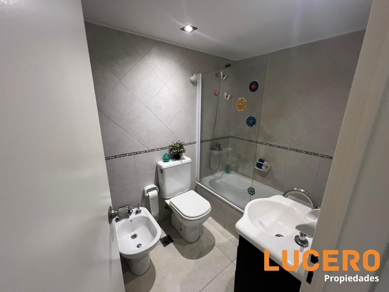 DEPARTAMENTO 3 AMBIENTES CON COCHERA EN MORÓN - APTA CRÉDITO - 16