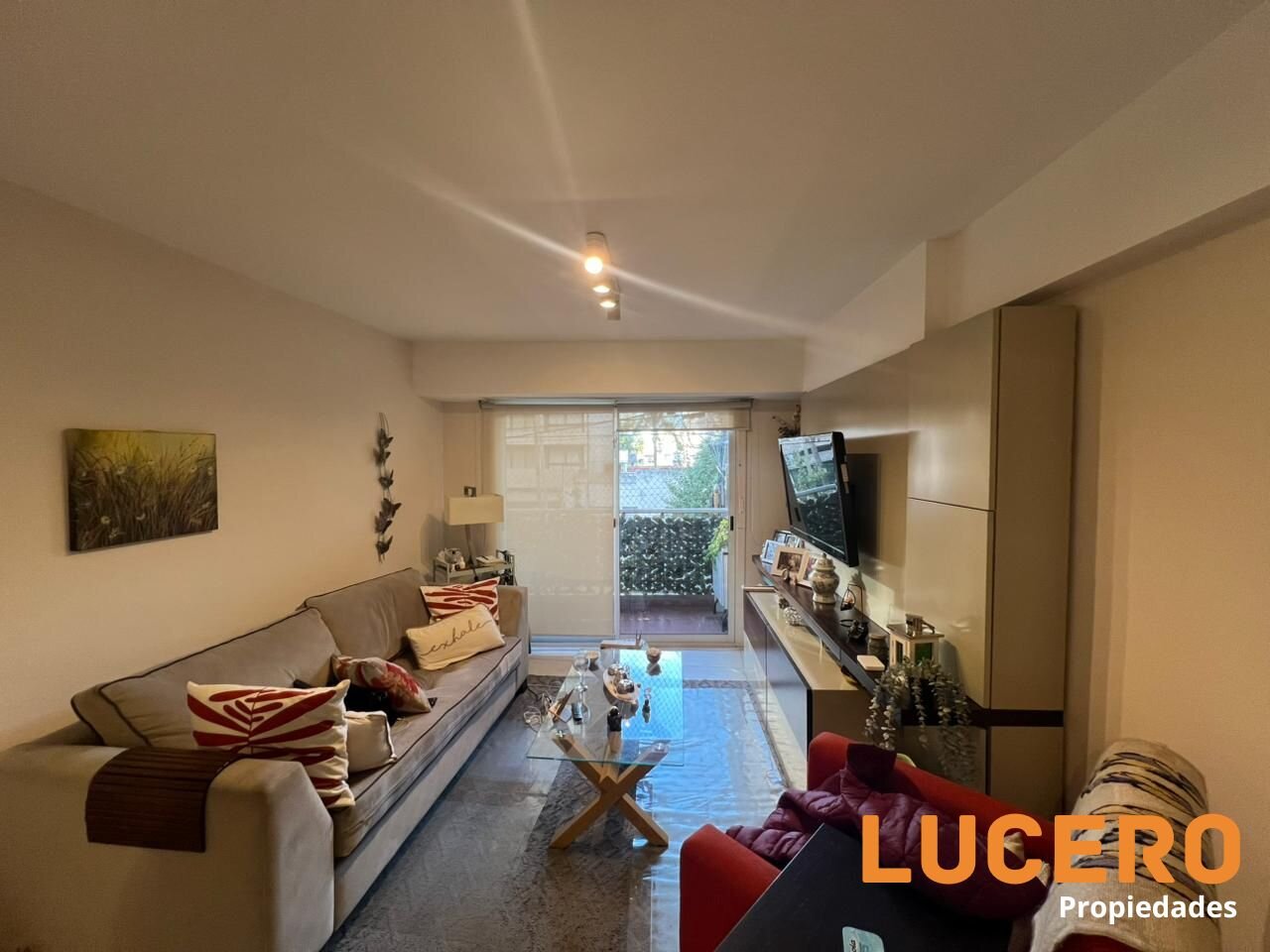 DEPARTAMENTO 3 AMBIENTES CON COCHERA EN MORÓN - APTA CRÉDITO - 2