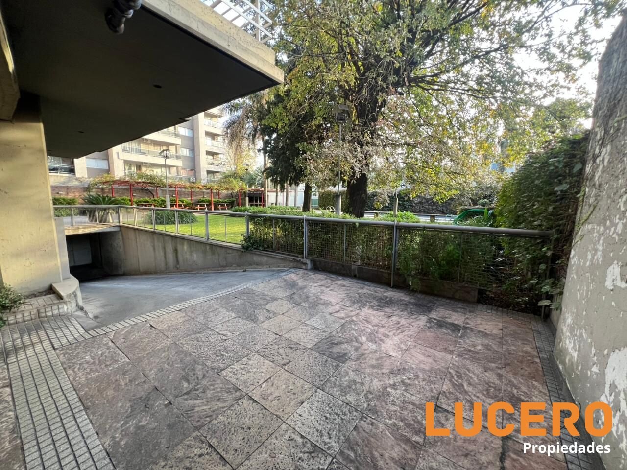 DEPARTAMENTO 3 AMBIENTES CON COCHERA EN MORÓN - APTA CRÉDITO - 29
