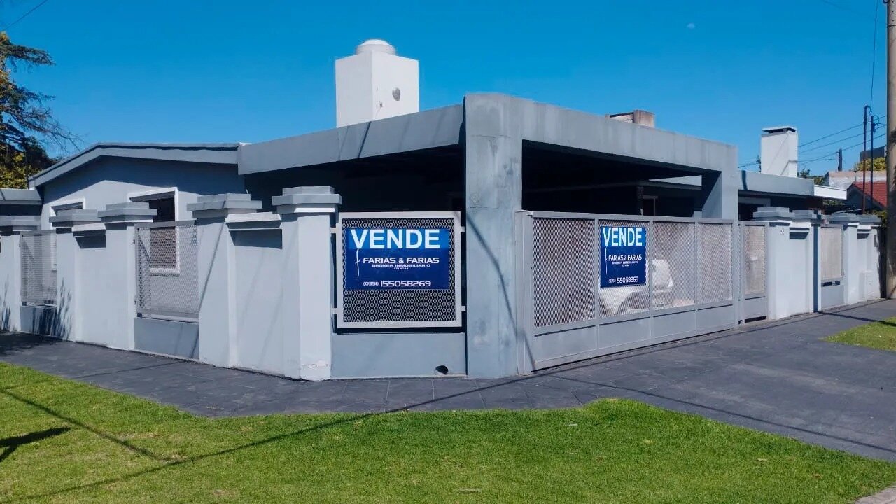 CASA EN VENTA BARRIO MARQUEZ DE SOBREMONTE
