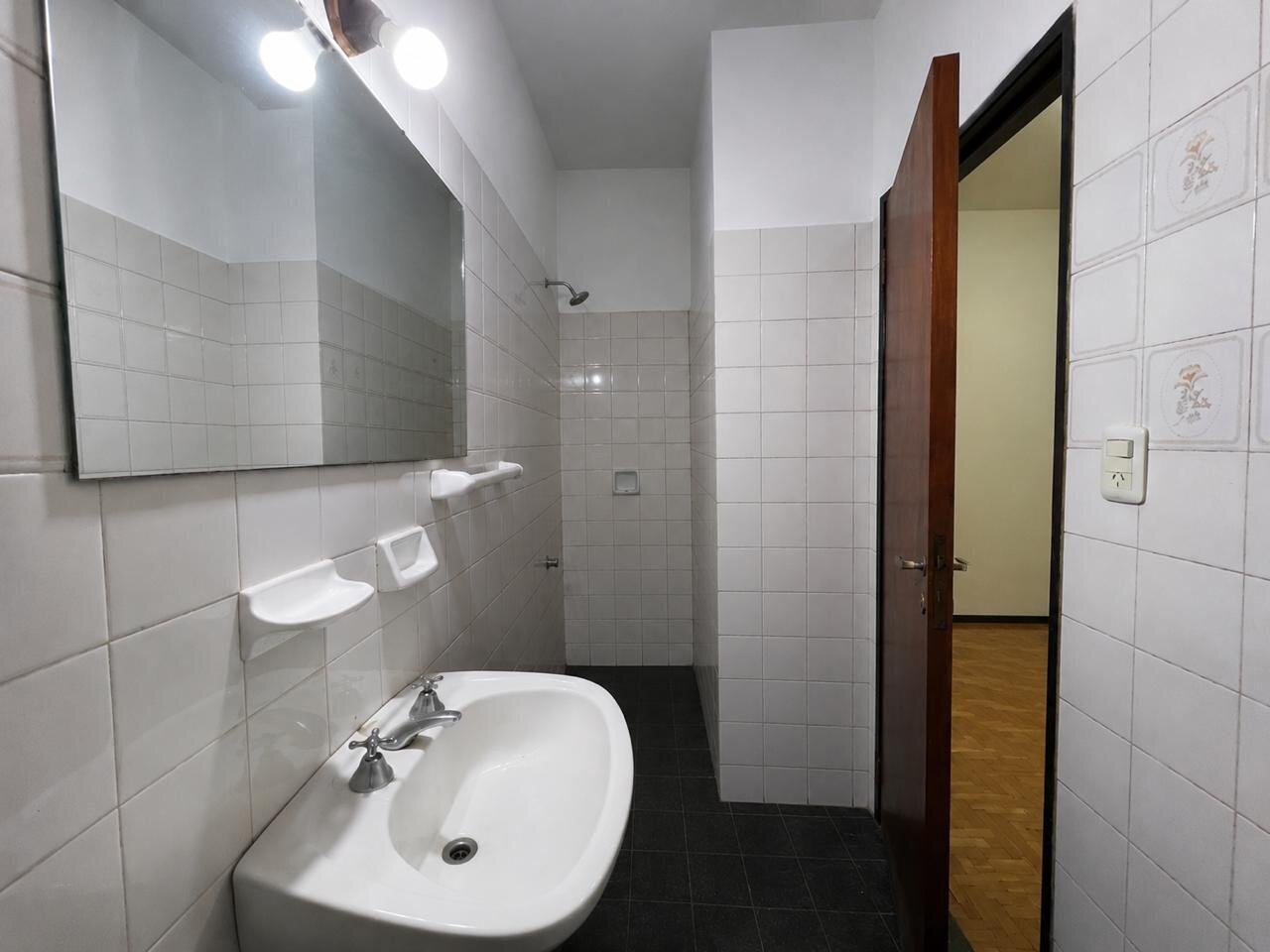Departamento de 1 dormitorio con patio en Venta en Entre Rios y Balcarse (Alquilado con Renta) OPORTUNIDAD DE INVERSION - 13