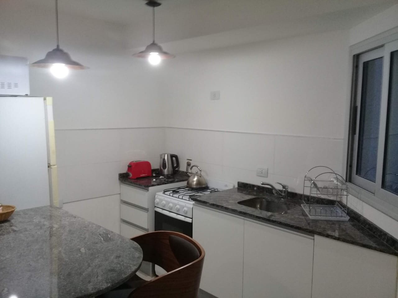 VENTA Departamento Amoblado!!! en B° Güemes - Imagen 5