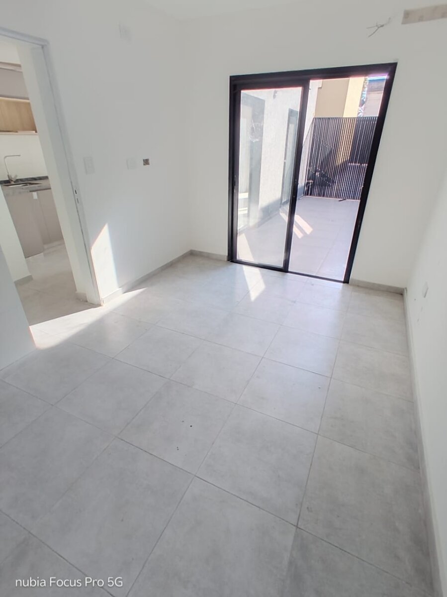 VENTA UNICO DEPTO AMPLIO PB 1 Dorm c/PATIO GRANDE EN COMPLEJO de B° SAN MARTIN IMPERDIBLE!! Dol.58.000 - Imagen 6