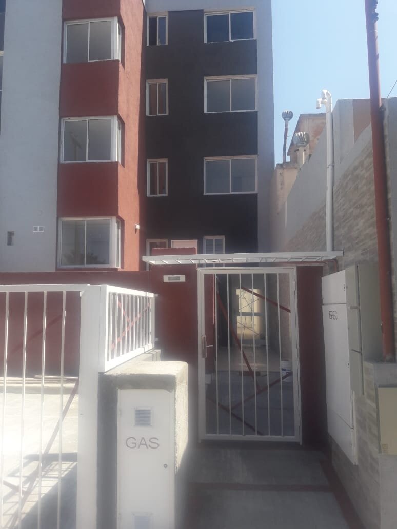 VENTA AMPLIO DEPTO 1 DORM c/cochera ALTA CORDOBA DOL.45000 - Imagen 2