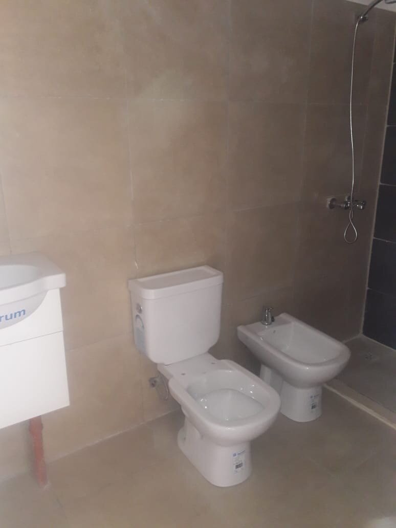 VENTA AMPLIO DEPTO 1 DORM c/cochera ALTA CORDOBA DOL.45000 - Imagen 5