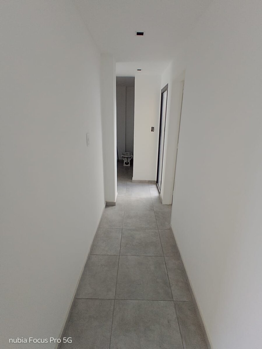 VENTA  DEPTO 2° PISO CONTRA-FRENTE 2 Dorm  EN COMPLEJO de B° SAN MARTIN IMPERDIBLE!! u$s68.000 - Imagen 7