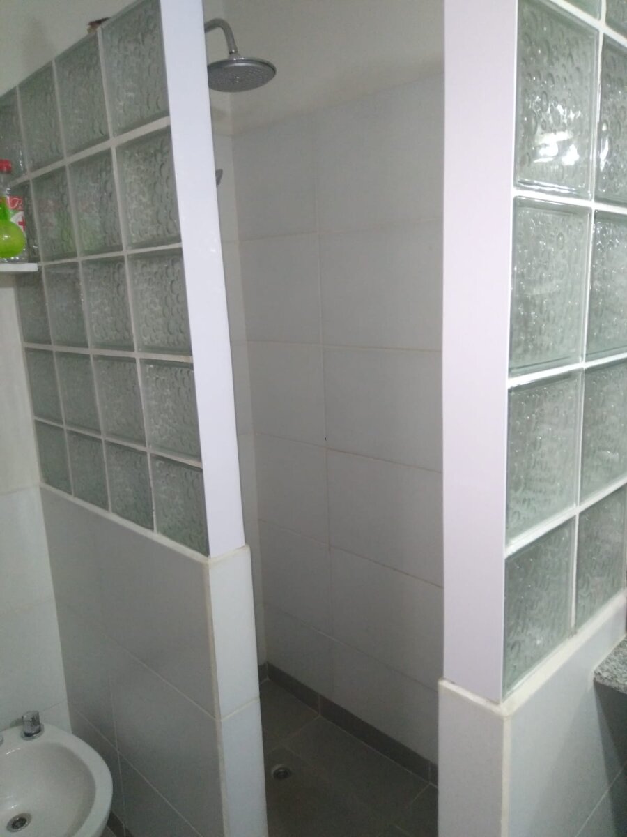 VENTA- CASA 8 AMBIENTES, LAFERRERE - 17
