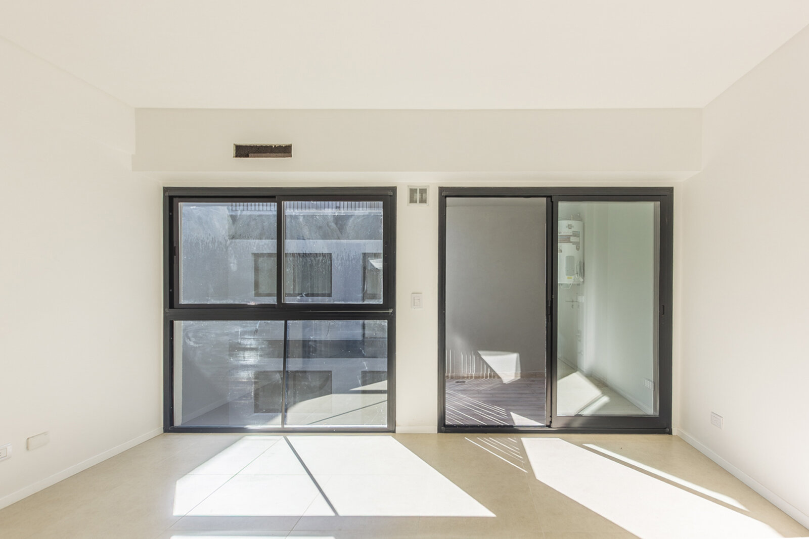 Venta. Depto 2 amb. A estrenar. Con balcón y terraza privada. Caballito Norte - 17