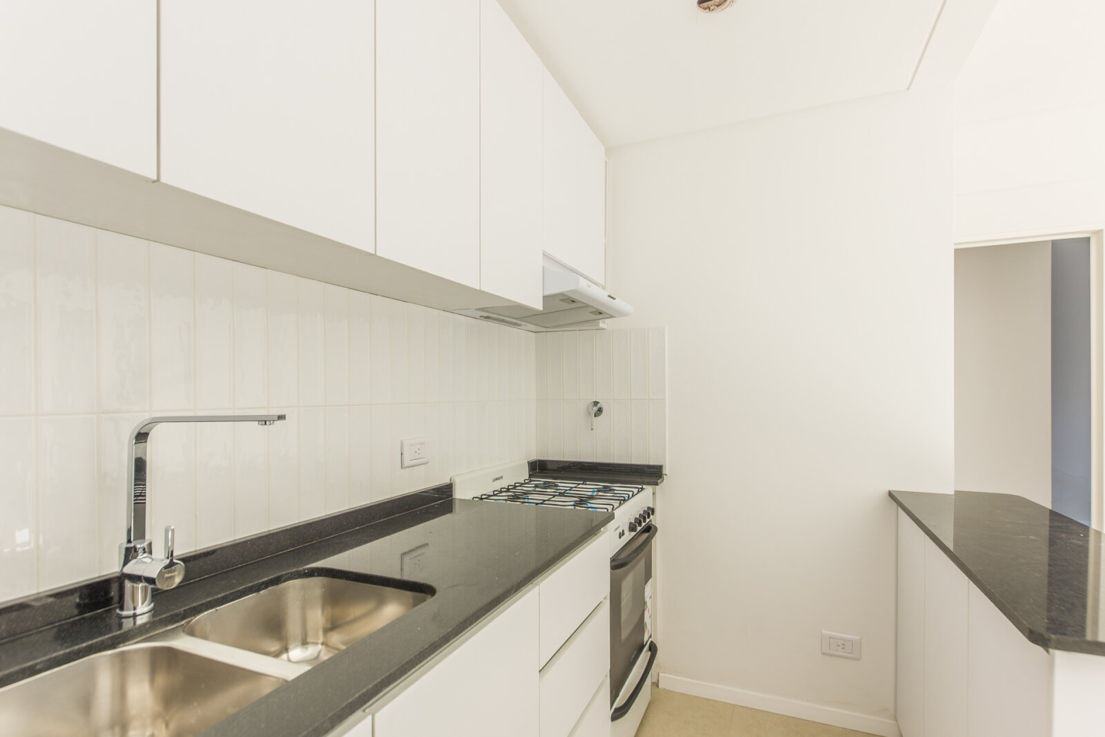 Venta. Depto 2 amb. A estrenar. Con balcón y terraza privada. Caballito Norte - 10
