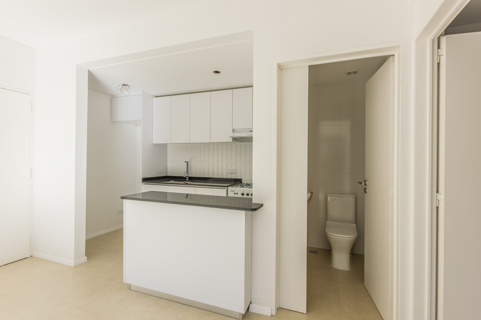 Venta. Depto 2 amb. A estrenar. Con balcón y terraza privada. Caballito Norte - 8