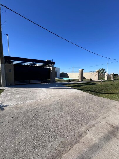 Casas - Funes - Venta
