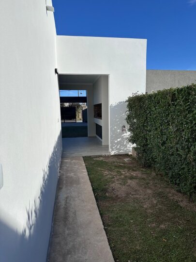 Casas - Funes - Venta
