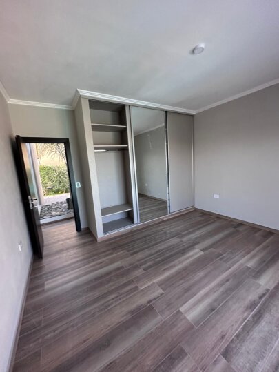 Casas - Funes - Venta