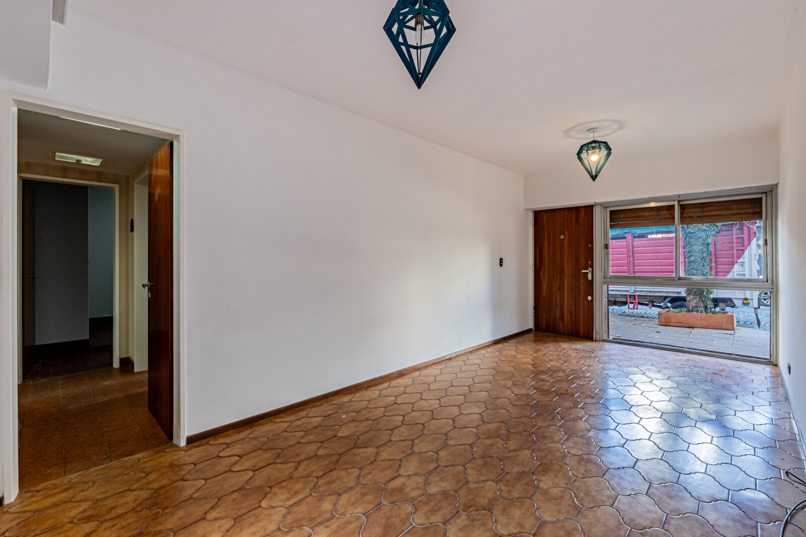 CASA 3 AMBIENTES PATIO GARAGE LAVADERO 2 BAÑOS LOTE PROPIO - 3