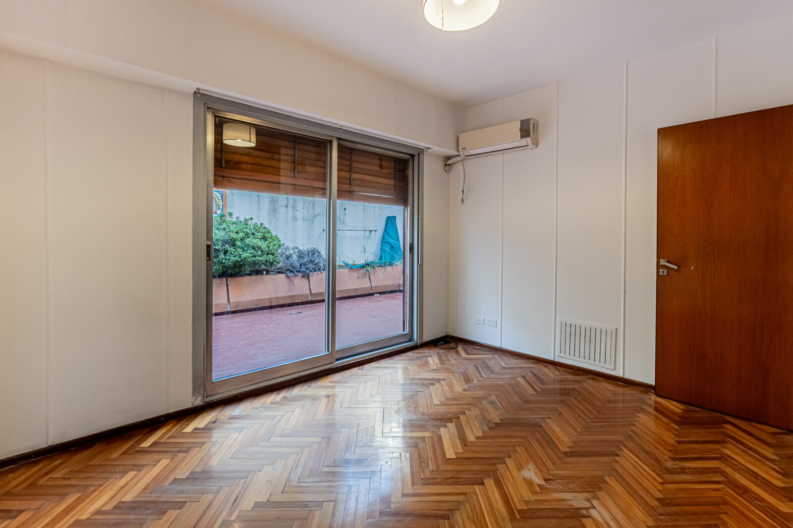 CASA 3 AMBIENTES PATIO GARAGE LAVADERO 2 BAÑOS LOTE PROPIO - 26