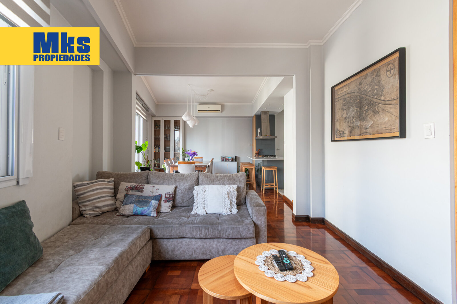 Av .Suarez y Av.Montes de Oca. Venta. Departamento al frente 4 ambientes. - 3