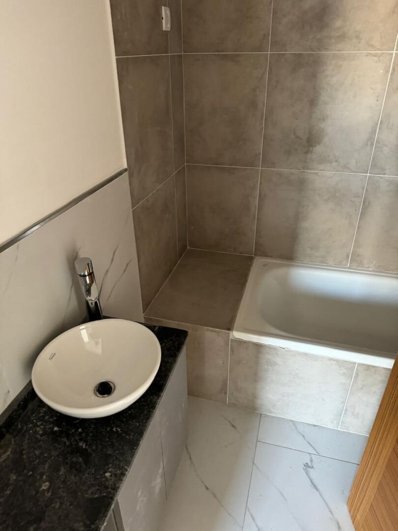 Departamento a estrenar en venta. 3 ambientes con balcón al frente - 11