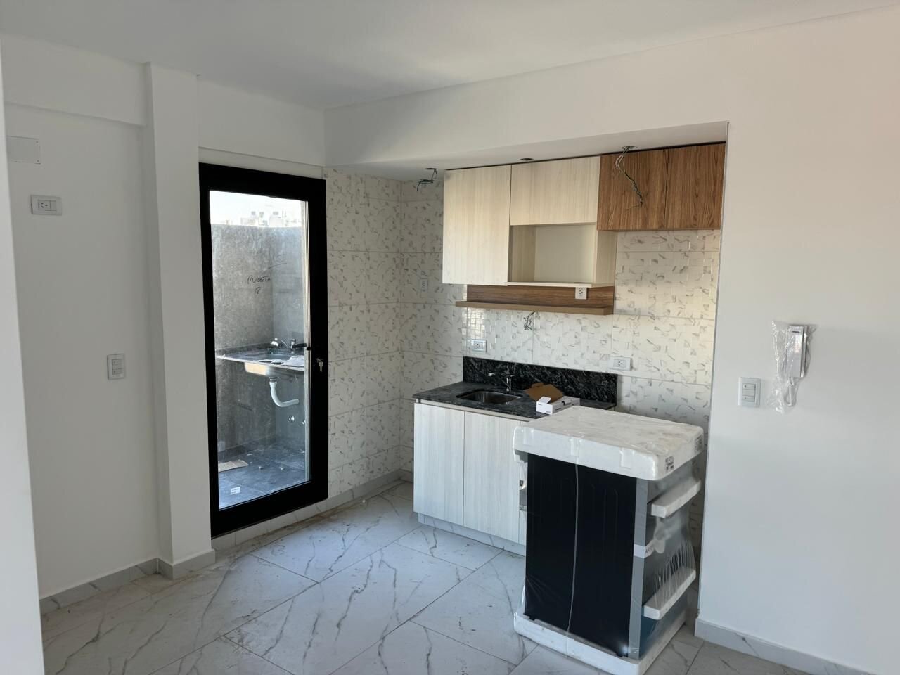 Departamento a estrenar en venta. 2 ambientes con balcón en esquina - 3