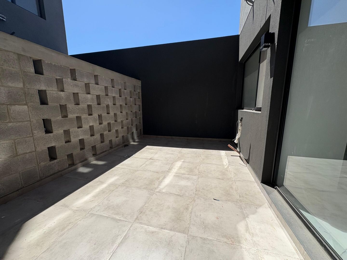Departamento a estrenar en venta. Monoambiente con patio. Parrillas y Solarium. - 7