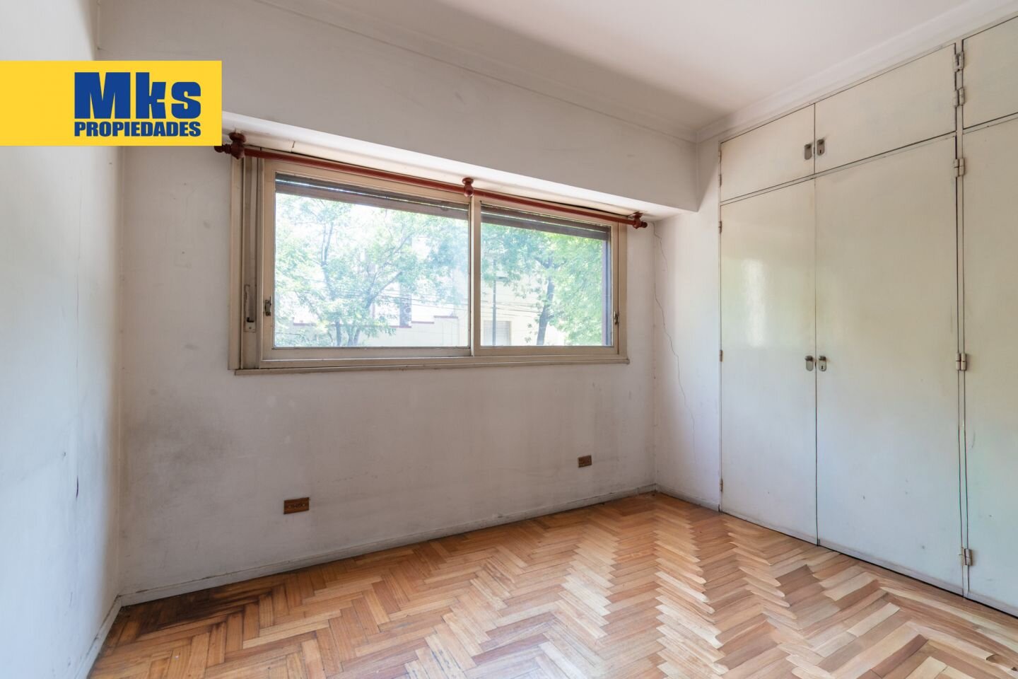 Venta. 4 ambientes. Balcón al frente. Patio. Súper luminoso. - 11