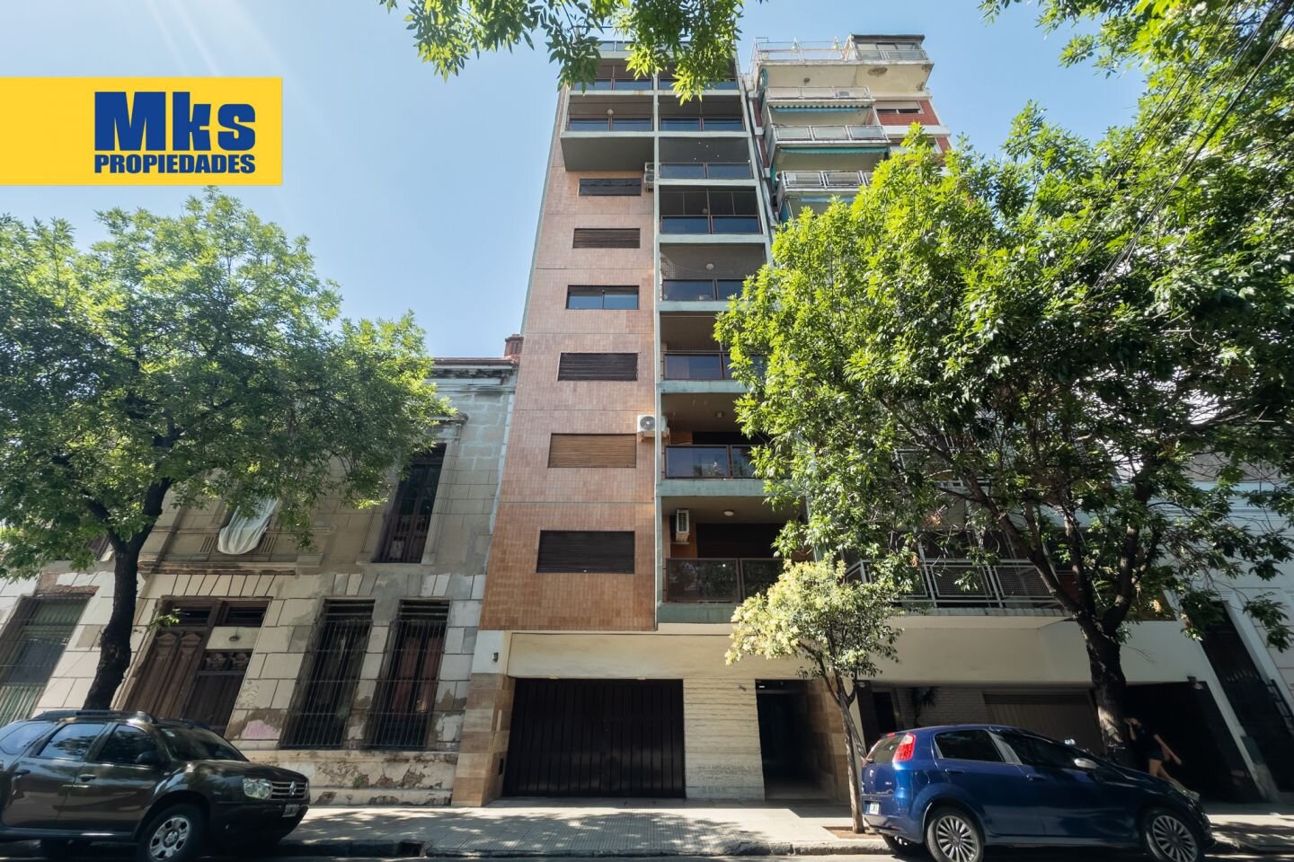 Venta. 4 ambientes. Balcón al frente. Patio. Súper luminoso. - 24