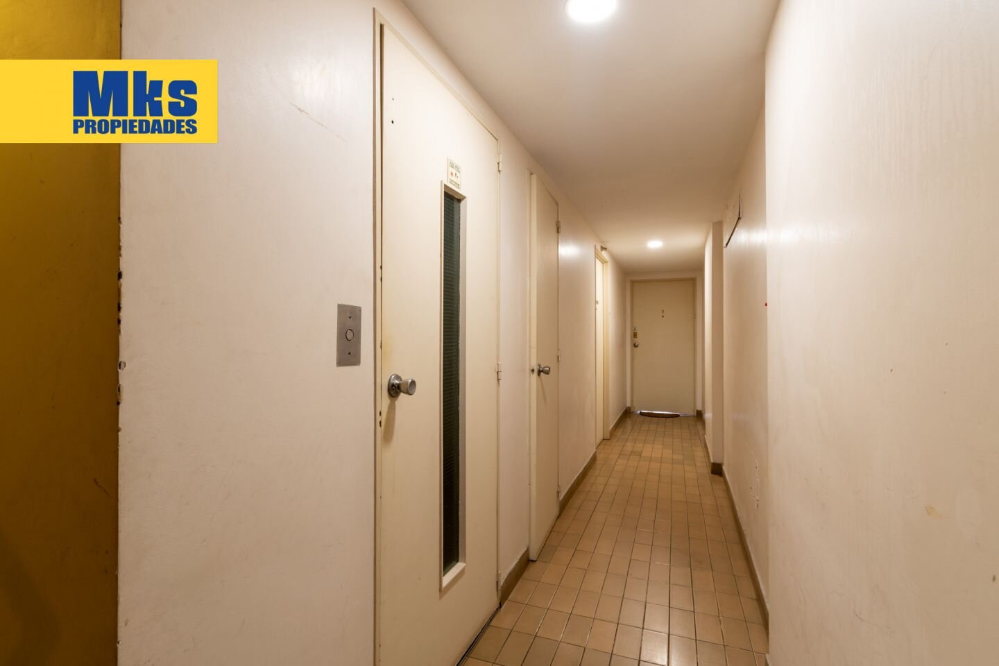 Venta. 4 ambientes. Balcón al frente. Patio. Súper luminoso. - 21