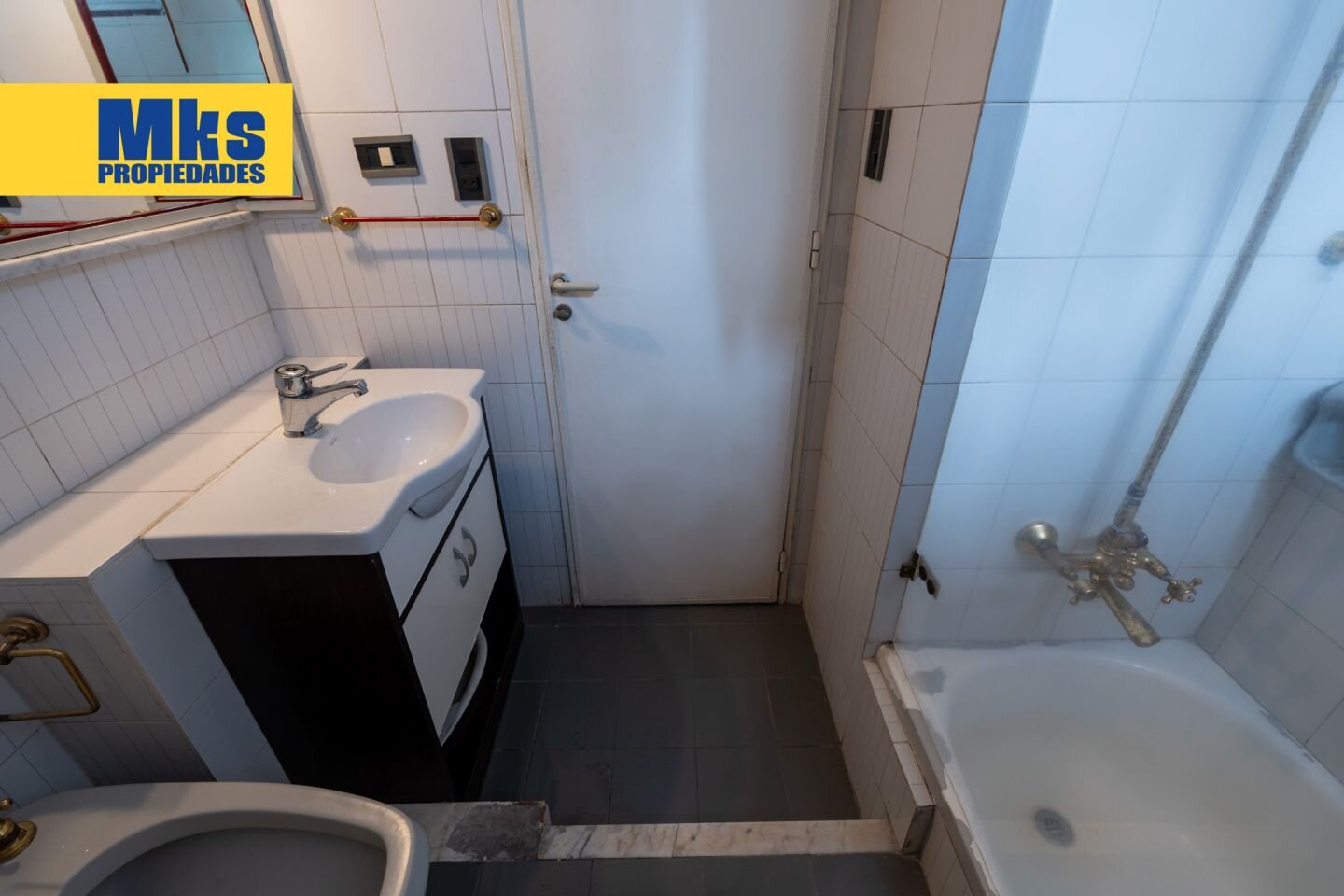 Departamento en venta. 4 ambientes c/dep. Balcon aterrazado - 18
