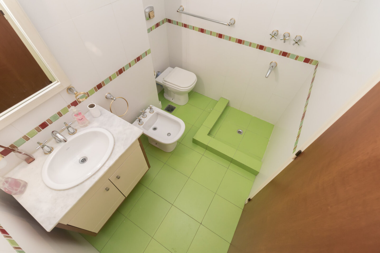 Departamento en venta. 4 ambientes. Terraza propia. Complejo con amenities. - 12