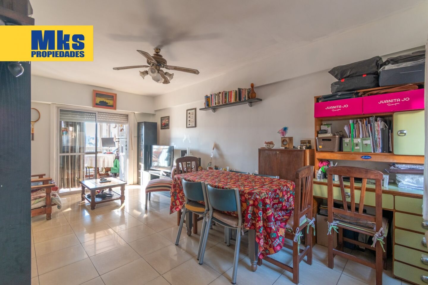 Venta. 4 ambientes. Balcon aterrazado. - 2