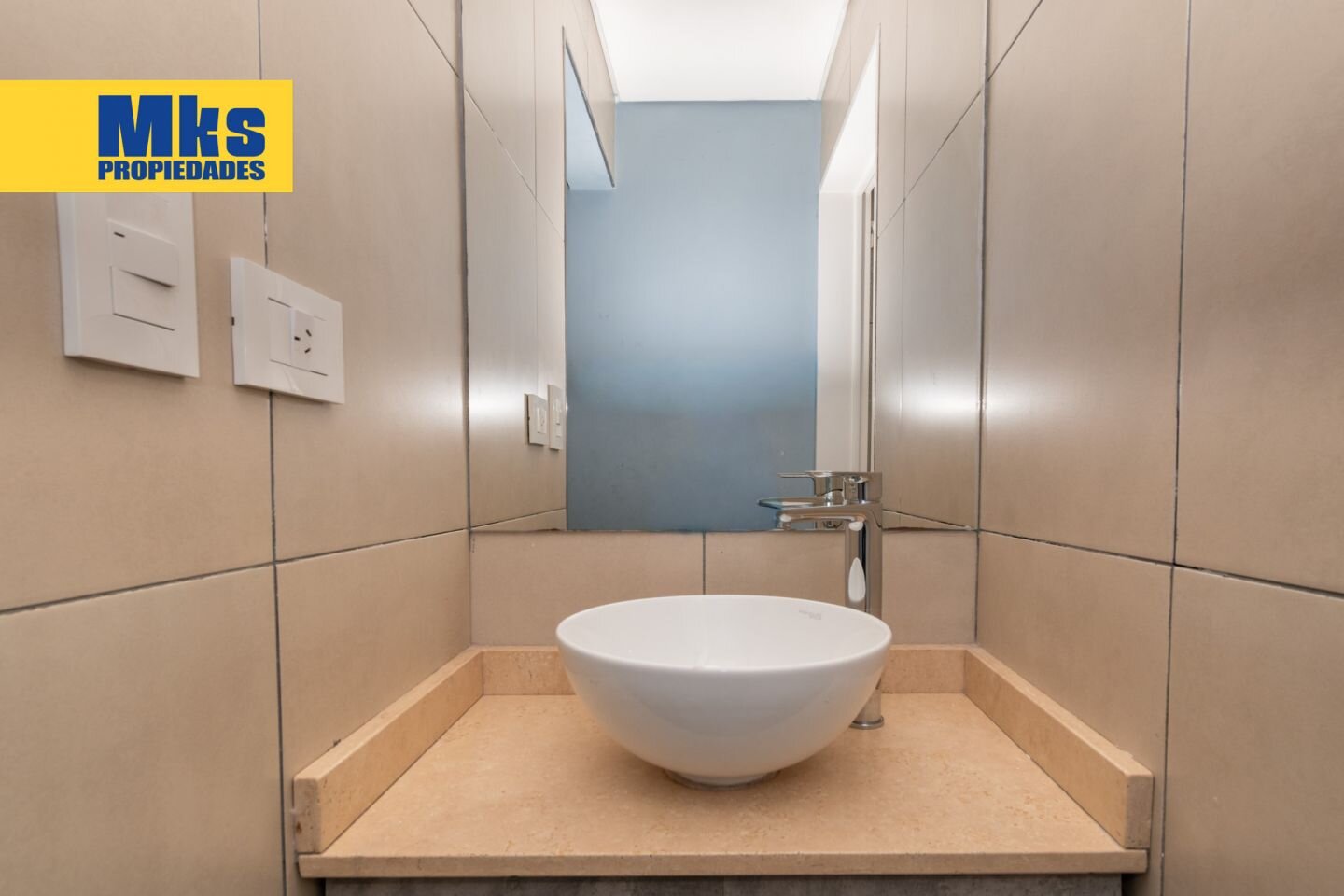 Azara y Cnel Salvadores - Venta. Departamento 2 ambientes con cochera. - 12