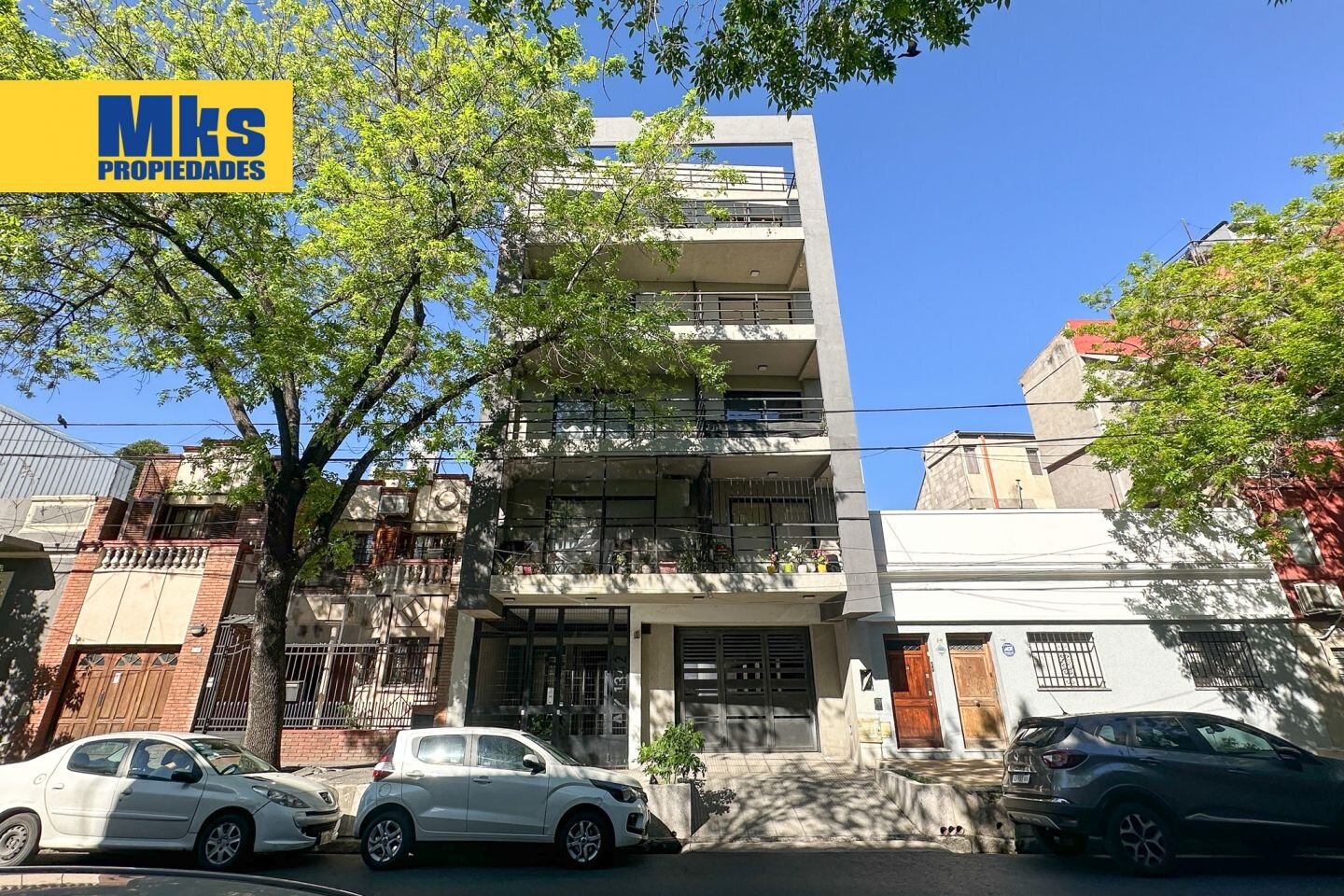 Azara y Cnel Salvadores - Venta. Departamento 2 ambientes con cochera. - 27