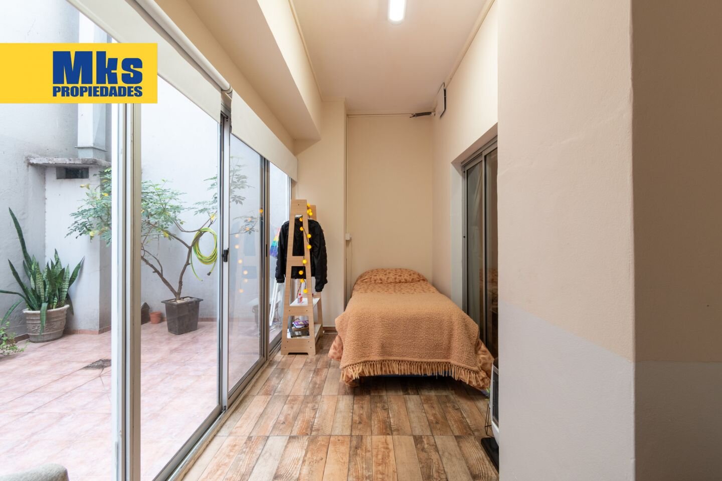 Venta. Departamento. 2 ambientes con patio. - 12