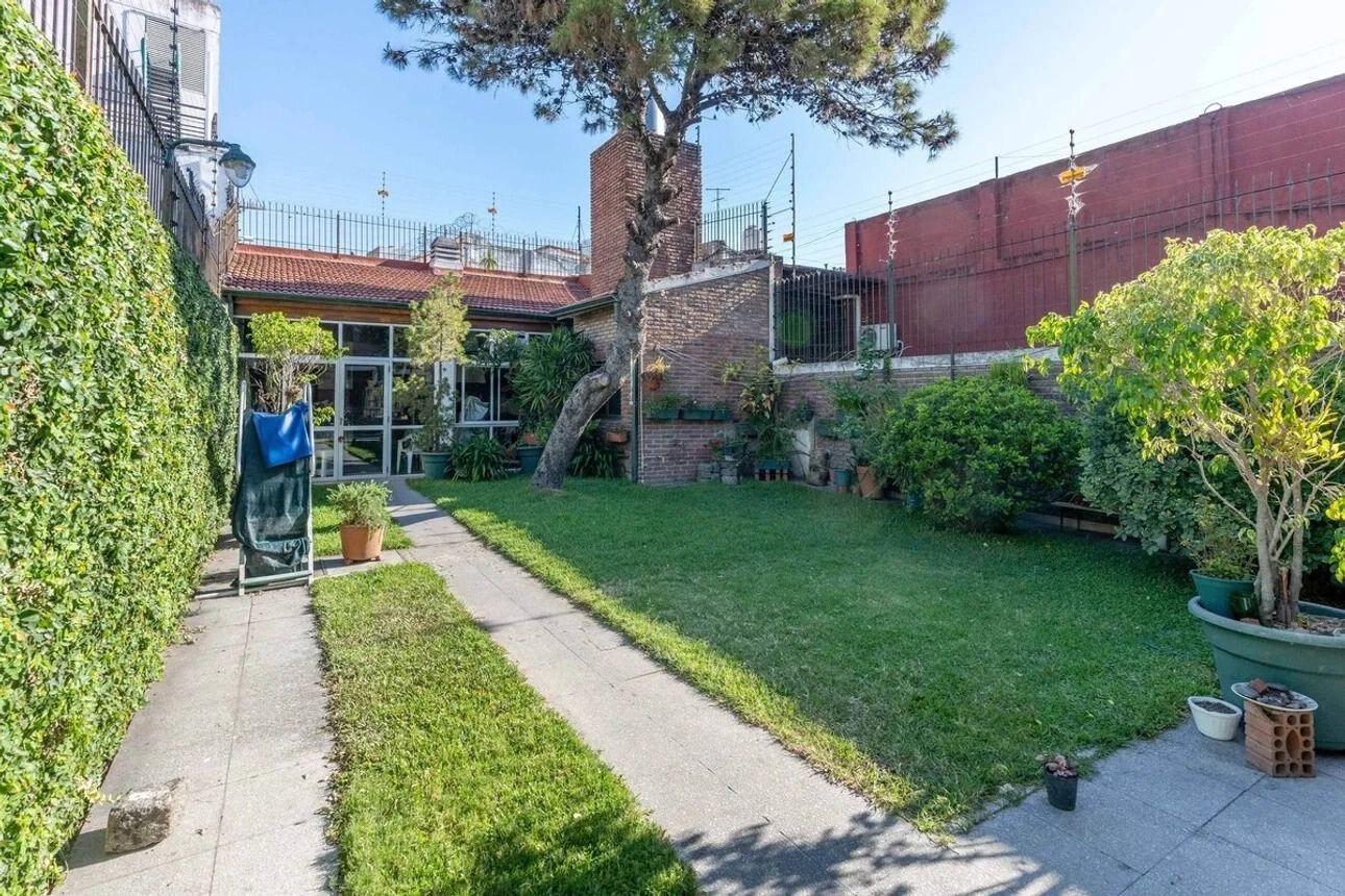 VENTA CASA 7 AMBIENTES BARRACAS - 7