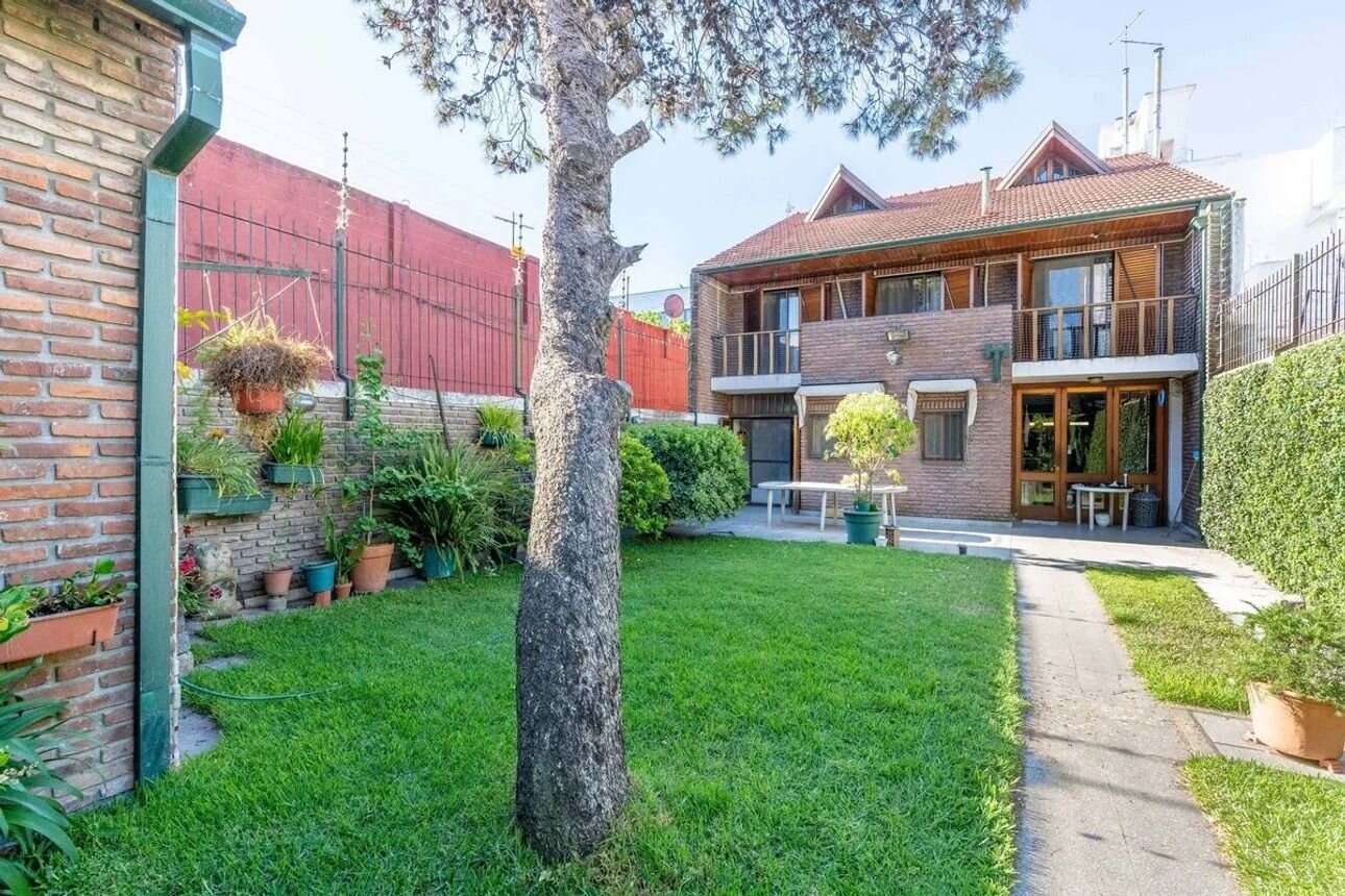 VENTA CASA 7 AMBIENTES BARRACAS - 1