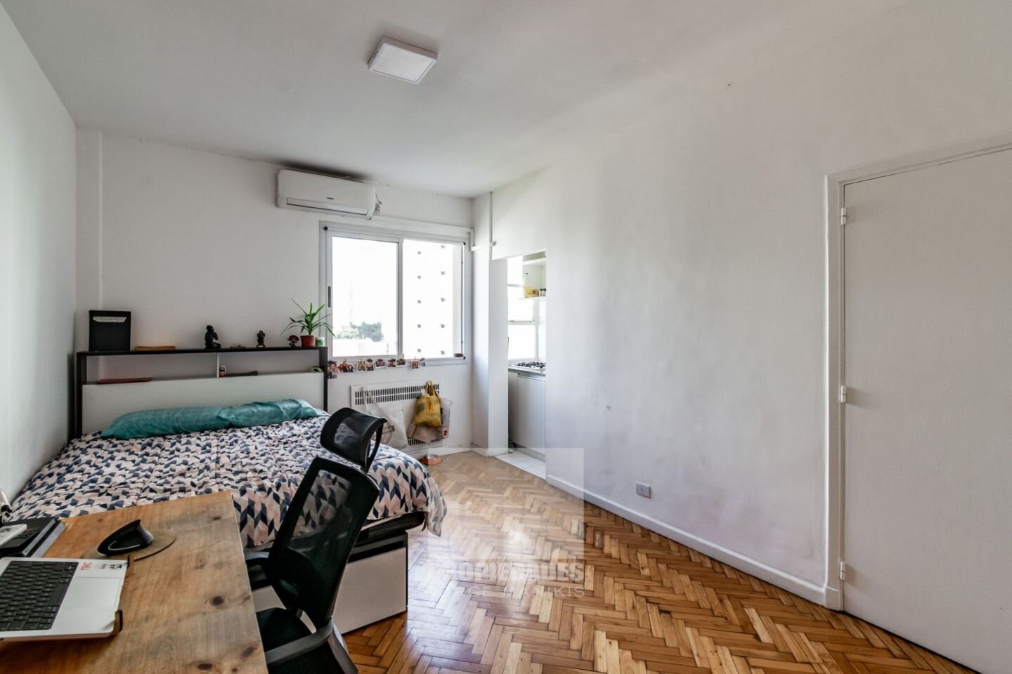 Departamento en venta. Monoambiente. Súper luminoso. Zona Recoleta Mall. - 2