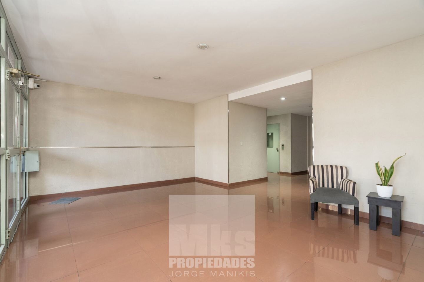 Departamento en venta. 4 ambientes con cochera. La Boca - 19