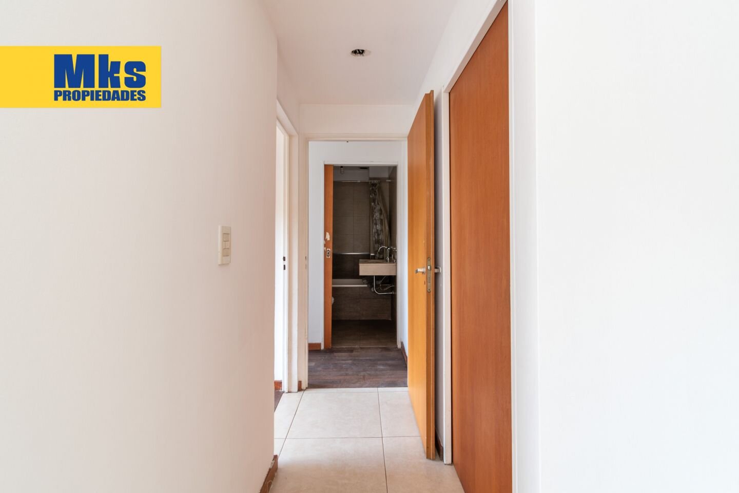Departamento en venta. 2 ambientes c/ escritorio. Espacio guardacoches cubierto. Balcón corrido. - 17