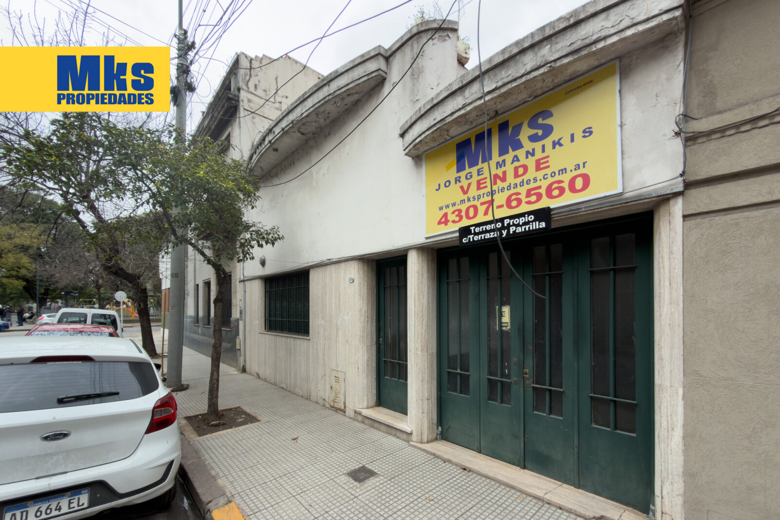 ¡Retasada! Casa con cochera en venta. 4 ambientes. A reciclar. - 42