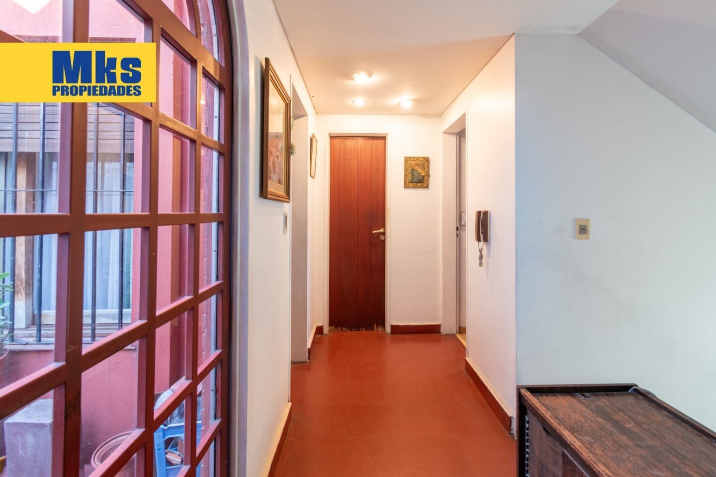 Venta. Casa en terreno propio. 4 ambientes. Quincho, patio y terraza. - 26