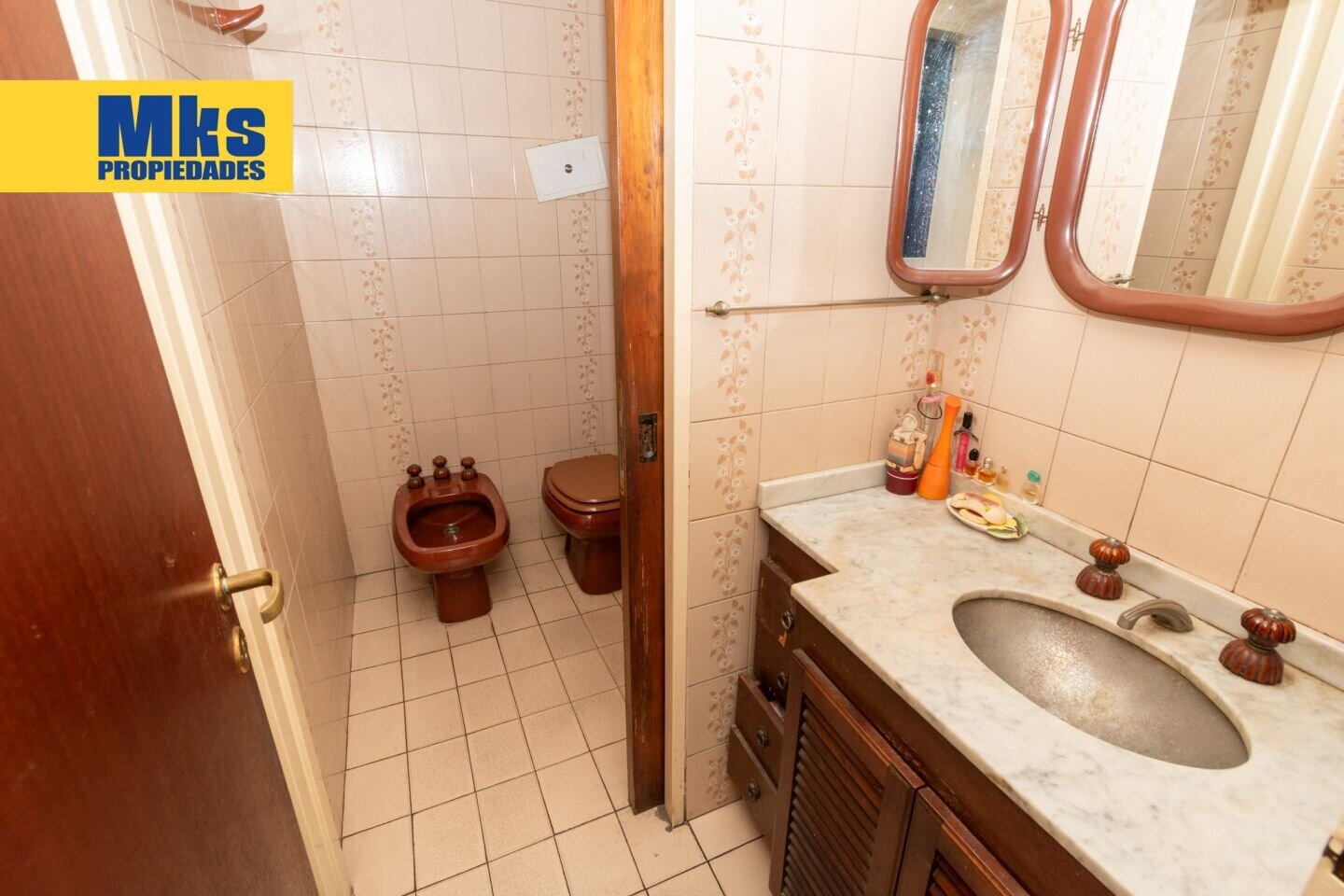 Venta. Casa en terreno propio. 4 ambientes. Quincho, patio y terraza. - 10